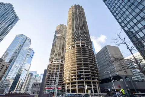 300 N State St #3808, Chicago, IL 60654