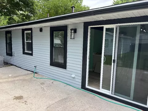 408 E High St, Morris, IL 60450 photo 8
