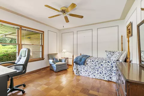 Bedroom - 306 Wing Park Blvd, Elgin, IL 60123 photo 5 of 5