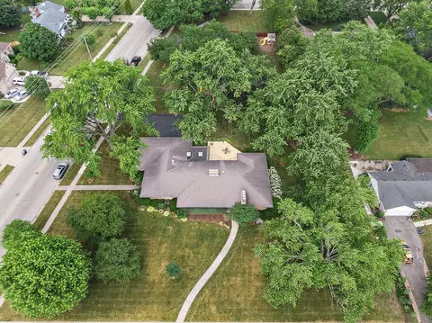 View/Area - 306 Wing Park Blvd, Elgin, IL 60123 photo 1 of 5