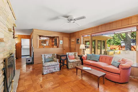 Other - 306 Wing Park Blvd, Elgin, IL 60123 photo 2 of 3