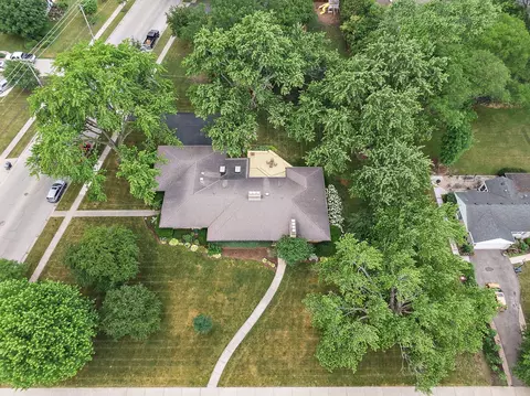 View/Area - 306 Wing Park Blvd, Elgin, IL 60123 photo 3 of 5