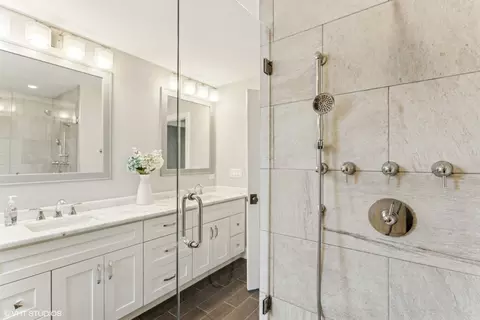 732 S Mitchell Ave, Elmhurst, IL 60126 photo 22