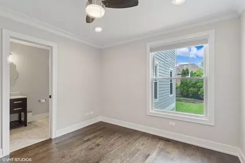 732 S Mitchell Ave, Elmhurst, IL 60126 photo 17