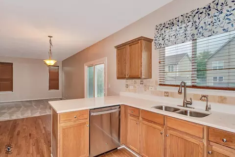 Kitchen - 961 Teasel Ln, Aurora, IL 60504 photo 3 of 3