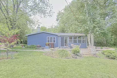 108 Poplar St, Mchenry, IL 60051 photo 3