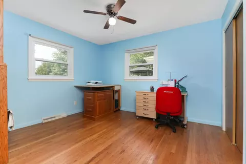 Bedroom - 1001 Sheridan Rd, Normal, IL 61761 photo 3 of 7