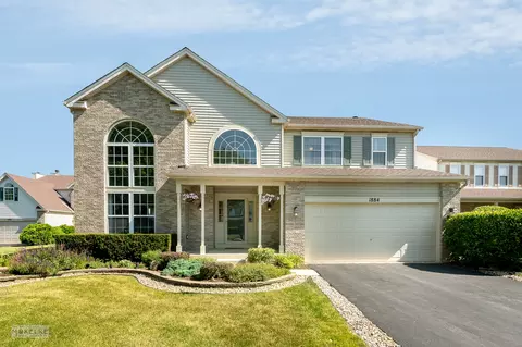 1884 Shore Line Ct, Romeoville, IL 60446