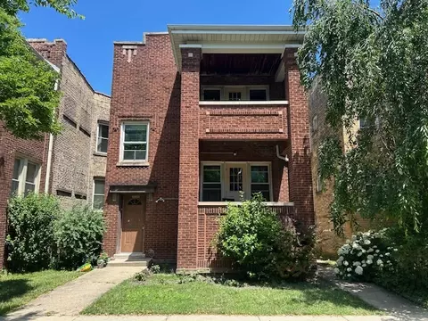 3036 W Eastwood Ave, Chicago, IL 60625