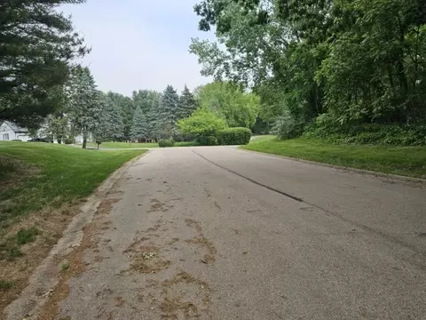 41 W329 Prairie View Ln, Campton Hills, IL 60175