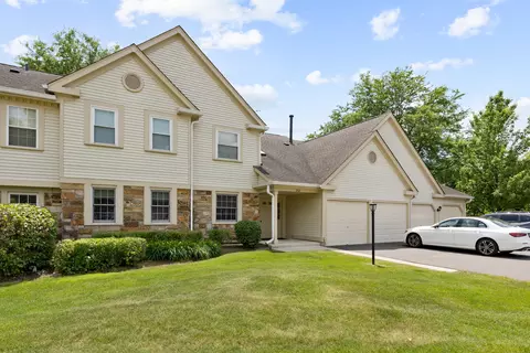 202 Dublin Ln #V-1, Schaumburg, IL 60194