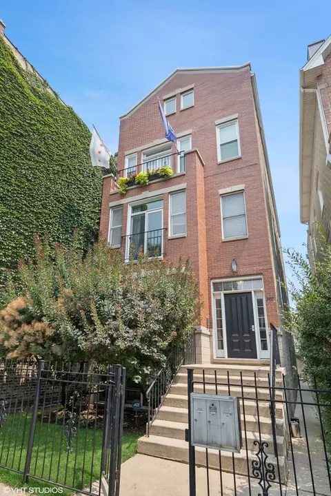 3457 N Racine Ave #1, Chicago, IL 60657