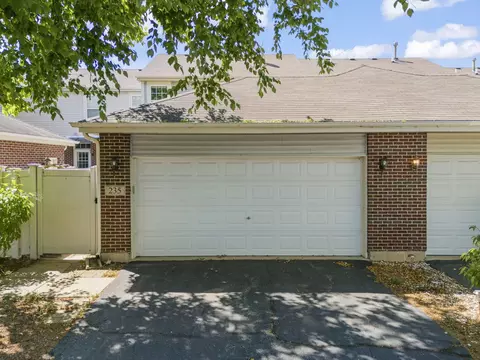 235 Garden Dr, Elgin, IL 60124 photo 21