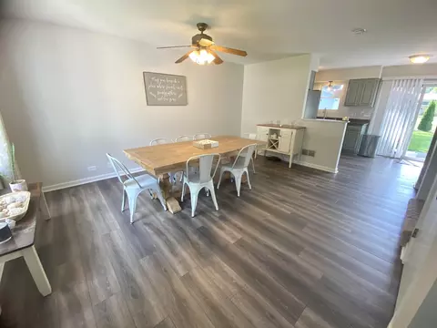 Dining - 1615 Meadow Ln, Mchenry, IL 60050 photo 3 of 3