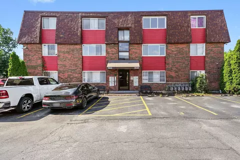 3848 25th Ave #5, Schiller Park, IL 60176