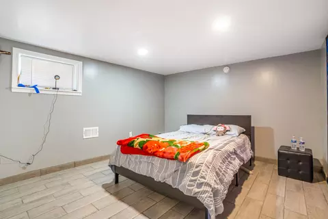 Bedroom - 7830 Linder Ave, Burbank, IL 60459 photo 4 of 4