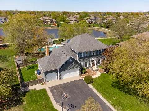 3741 Persimmon Dr, Algonquin, IL 60102 photo 5