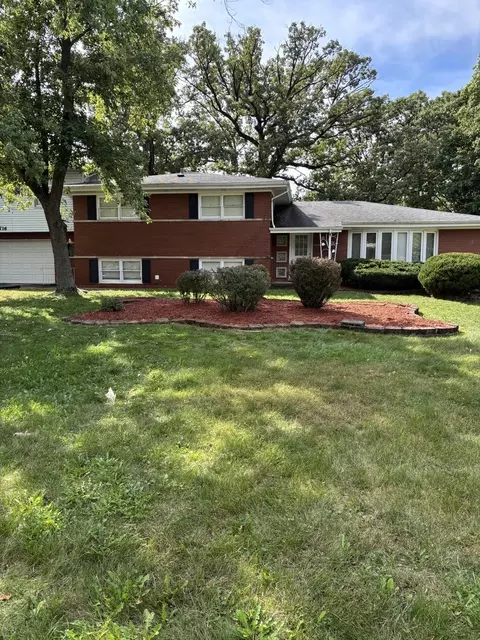2716 Chariot Ln, Olympia Fields, IL 60461