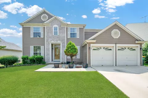 15 Harrison Ln, Streamwood, IL 60107