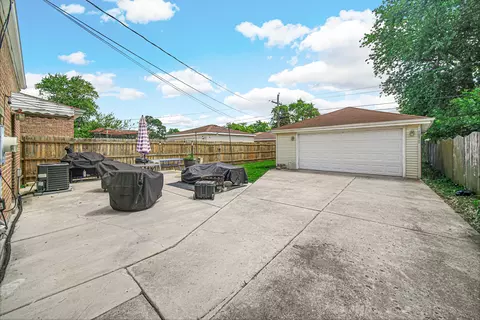 Exterior - 15511 Drexel Ave, Dolton, IL 60419 photo 1 of 1