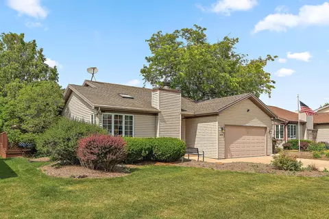 7658 W Glenshire Dr, Frankfort, IL 60423