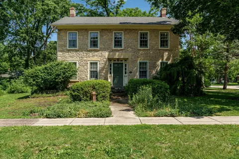 203 W Franklin St, Rockton, IL 61072