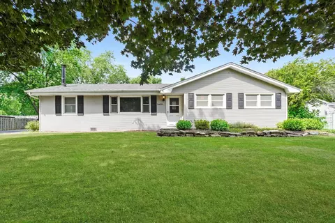 2425 Lockner Blvd, Joliet, IL 60431