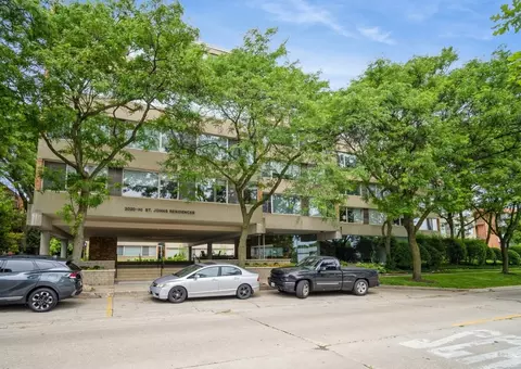 2020 St Johns Ave #309, Highland Park, IL 60035