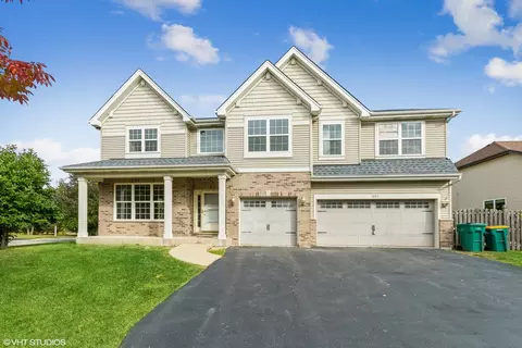805 W Mystic Ln, Romeoville, IL 60446