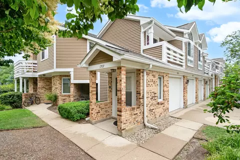 1207 Ranchview Ct #1207, Buffalo Grove, IL 60089