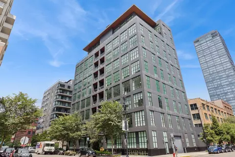 900 W Washington Blvd #404, Chicago, IL 60607