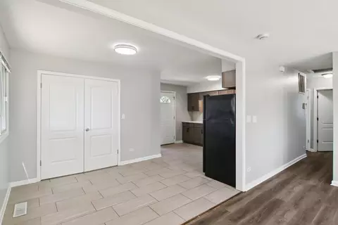 Entry Way - 15444 Albany Ave, Markham, IL 60428 photo 1 of 2