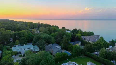 View/Area - 96 Harbor St, Glencoe, IL 60022 photo 2 of 2