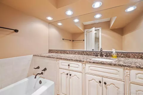 2050 Alschuler Dr, Aurora, IL 60506 photo 21
