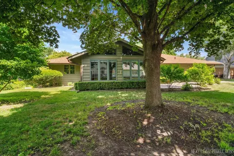 2050 Alschuler Dr, Aurora, IL 60506 photo 24