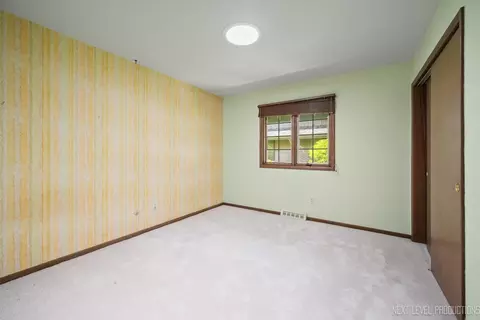 2050 Alschuler Dr, Aurora, IL 60506 photo 22