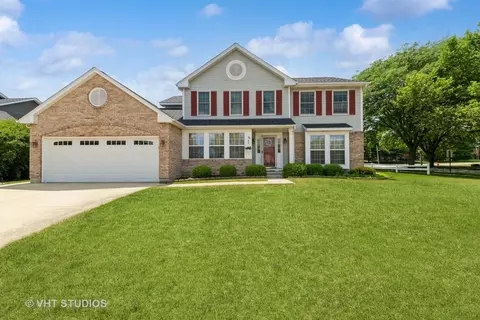 95 Brentwood Trl, Elgin, IL 60120
