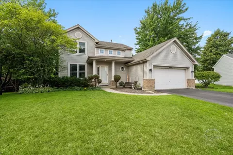 6910 Zachary Dr, Carpentersville, IL 60110