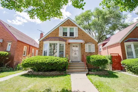3628 N Oconto Ave, Chicago, IL 60634