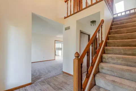 Entry Way - 5 Chiswick Cir, Bloomington, IL 61704 photo 1 of 3