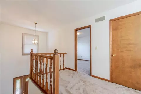 Entry Way - 5 Chiswick Cir, Bloomington, IL 61704 photo 3 of 3