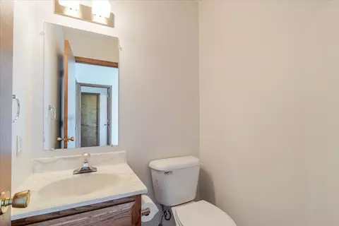 Bath - 5 Chiswick Cir, Bloomington, IL 61704 photo 1 of 4