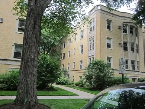 827 Forest Ave #3E, Evanston, IL 60202