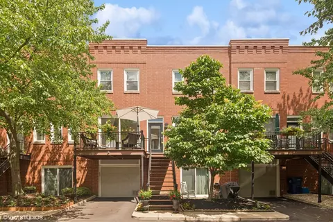 2825 N Wolcott Ave #D, Chicago, IL 60657