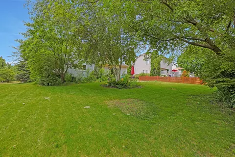 710 Cimarron Dr, Cary, IL 60013 photo 23