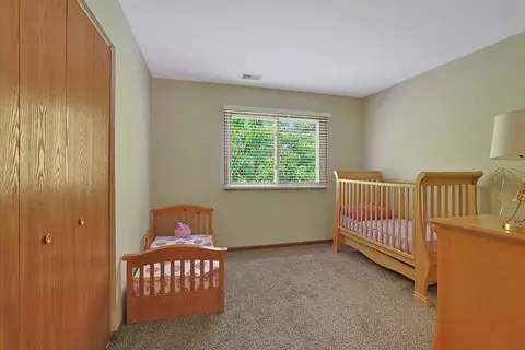 710 Cimarron Dr, Cary, IL 60013 photo 6