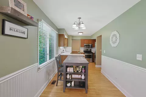 710 Cimarron Dr, Cary, IL 60013 photo 14