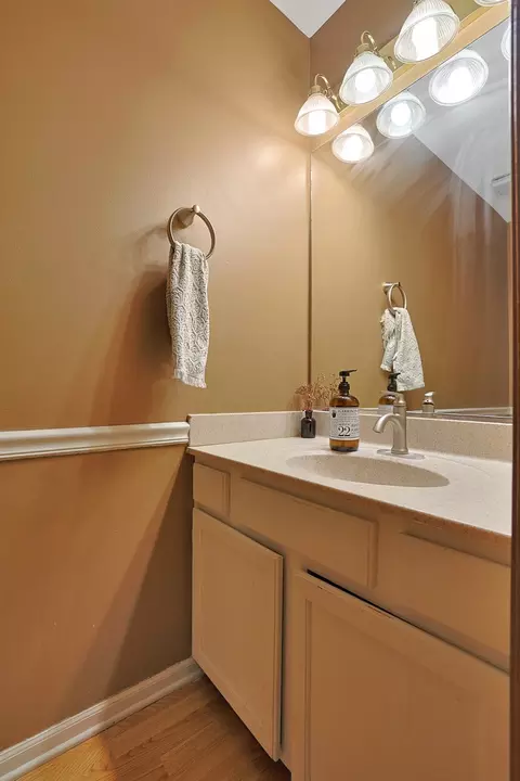 710 Cimarron Dr, Cary, IL 60013 photo 21