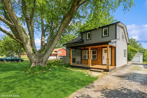 26 W323 Harrison Ave, Winfield, IL 60190
