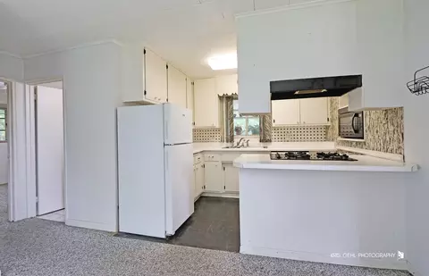 Kitchen - 143 Eagle Point Rd, Fox Lake, IL 60020 photo 1 of 3